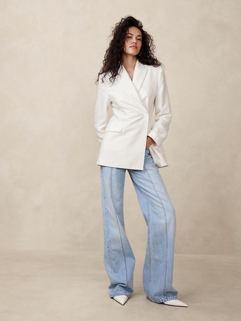 NWT Banana Republic HOURGLASS ITALIAN VISCOSE-LINEN BLAZER - Size 0 - White